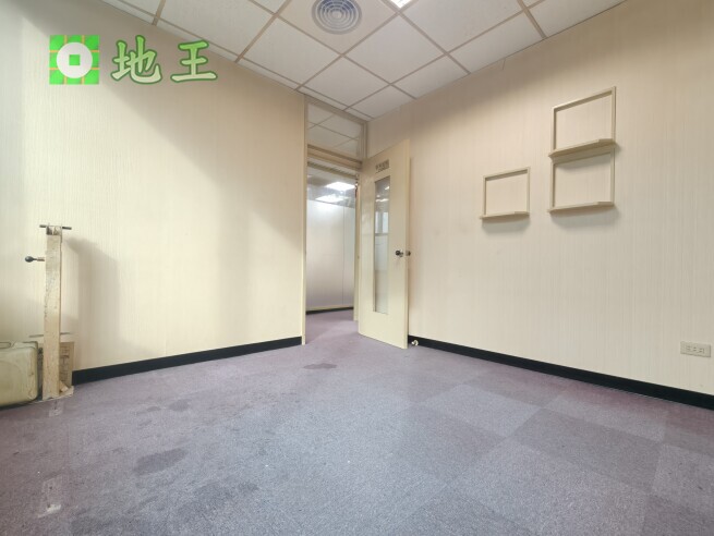 新北市 三重區 新北第二行政中心廠辦出租｜70坪辦公空間｜近先嗇宮站 物件編號 20180