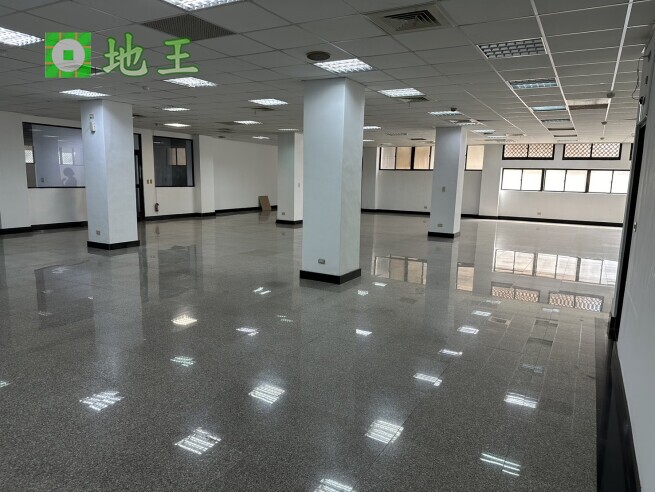 新北市 新北產業園區 五X路廠辦出租｜200坪一層一戶｜附車位｜合法廠辦 物件編號 20268