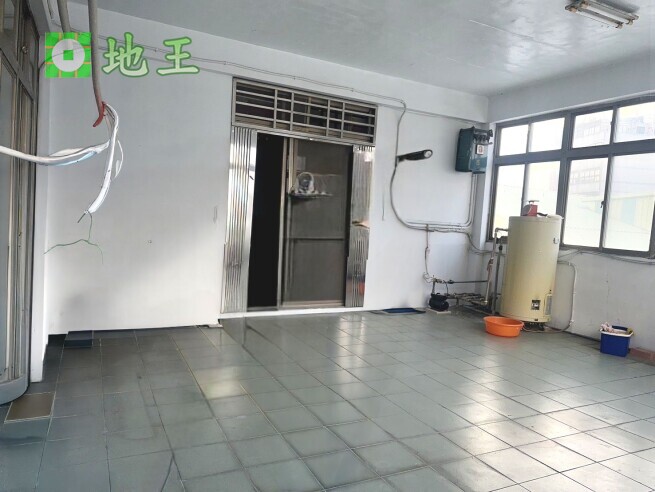 新北市 三重區 近中興北街廠辦出租｜164坪｜可工廠登記｜住辦合一 物件編號 20330