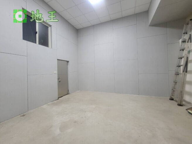 新北市 三重區 光復路二段透天廠房出租｜135坪整棟廠房｜門口可停車 物件編號 19868