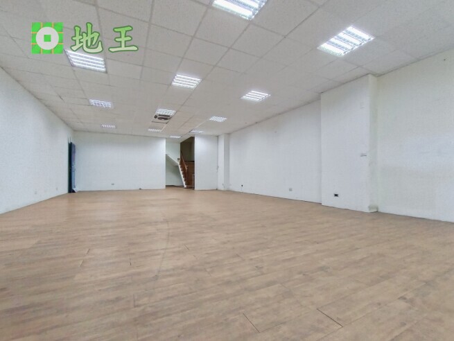 新北市 三重區 近光復路廠辦出售｜81坪合法廠辦｜一樓+樓上｜40呎貨櫃可達 物件編號 20558
