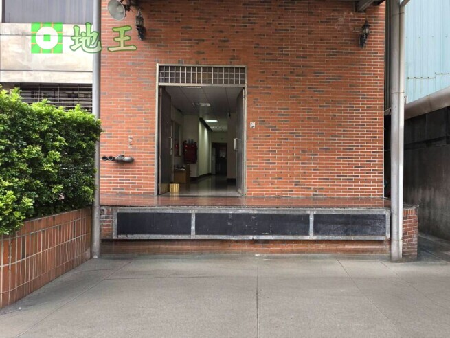 新北市 新北產業園區 五X路廠辦出租｜137坪｜一層一戶｜採光明亮 物件編號 20574