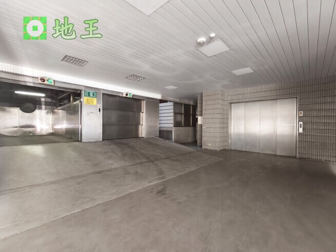 新北市 板橋區 縣民大道附近廠辦出租｜292坪合法廠辦｜近板橋車站｜雙貨梯 物件編號 20584