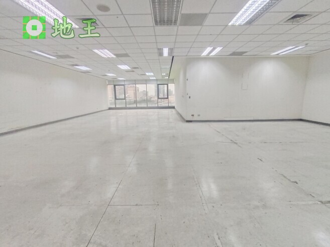 新北市 樹林區 樹林車站附近廠辦出租｜1372坪｜貨梯2部｜20呎貨櫃可卸貨 物件編號 20595