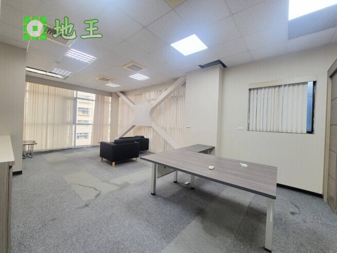新北市 新北產業園區 五X路廠辦出租｜350坪｜大貨梯｜可工廠登記 物件編號 20598