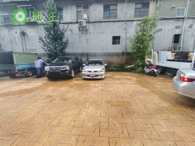 新北市 樹林區 樹林車站附近透天廠房出租｜450坪｜挑高7米｜可工廠登記 物件編號 20609