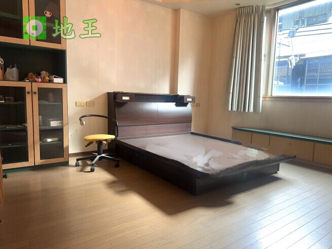 新北市 三重區 近中興北街廠辦出租｜164坪｜可工廠登記｜住辦合一 物件編號 20330