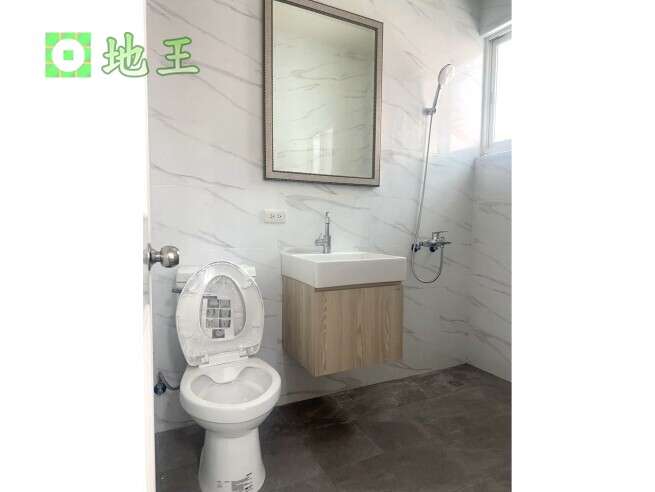 新北市 汐止區 樟樹二路105坪廠房出租｜近交流道｜可公司工廠登記 物件編號 20626