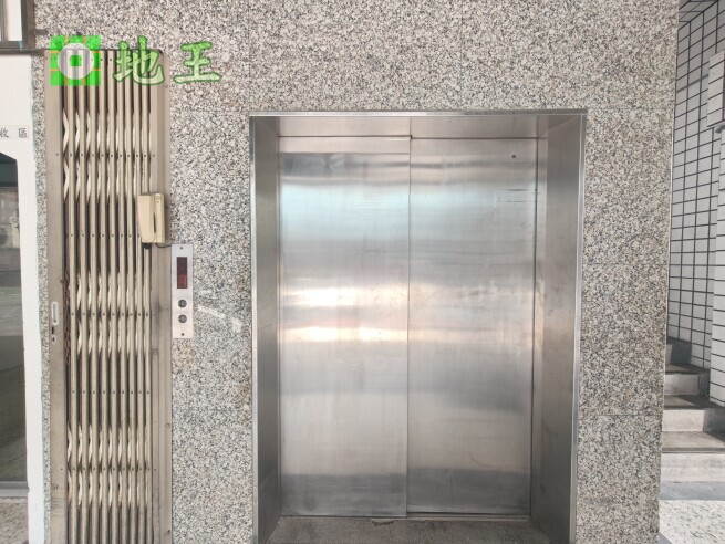 新北市 新北產業園區 五X路廠辦出租｜305坪一樓廠辦｜挑高5.65米｜近捷運 物件編號 20564